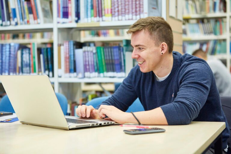 Cómo Puedo Estudiar Marketing Digital de Forma Virtual en Colombia 5 Cómo Puedo Estudiar Marketing Digital de Forma Virtual en Colombia