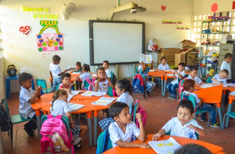 Qué quejas son comunes sobre American School Way en Colombia 5 Qué quejas son comunes sobre American School Way en Colombia