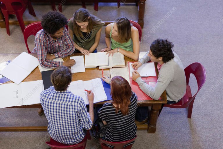 El ICFES ofrece un preICFES para preparar a los estudiantes 8 El ICFES ofrece un preICFES para preparar a los estudiantes