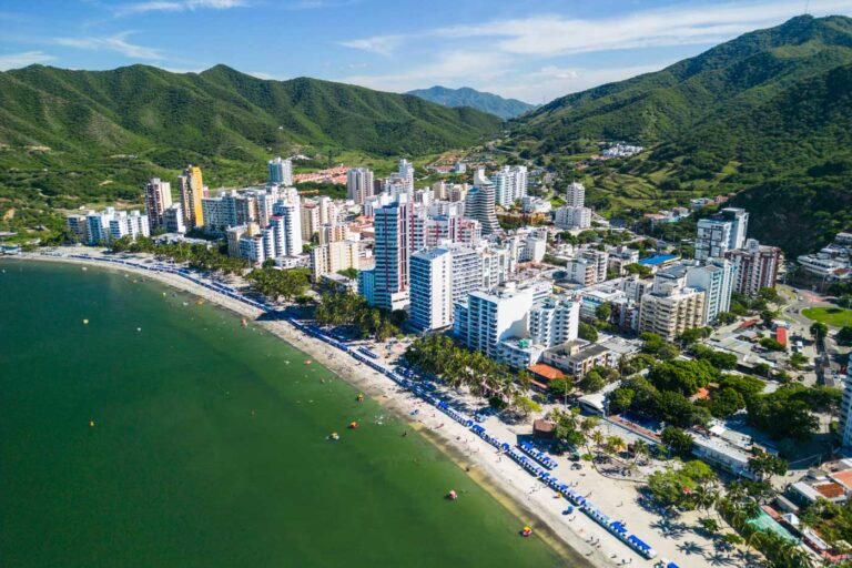 Qué sitios turísticos visitar en Santa Marta y Taganga 20 playa paradisiaca en santa marta