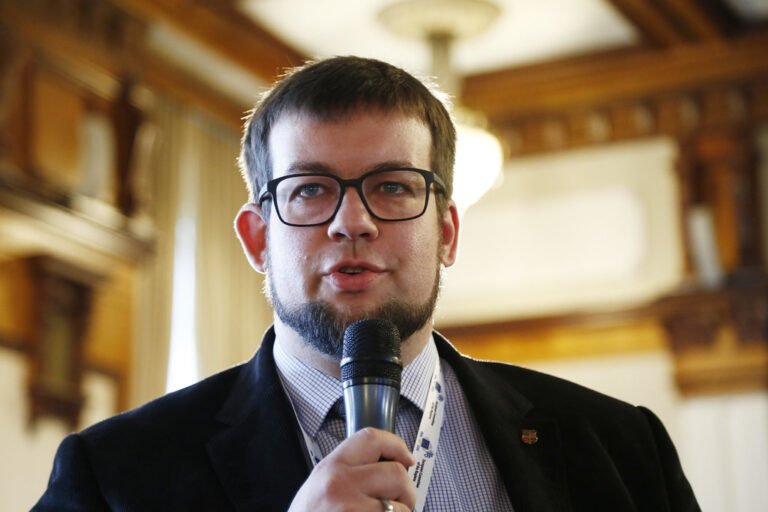 Cuál es la relación entre Mario Castaño y Gustavo Petro 7 Cuál es la relación entre Mario Castaño y Gustavo Petro