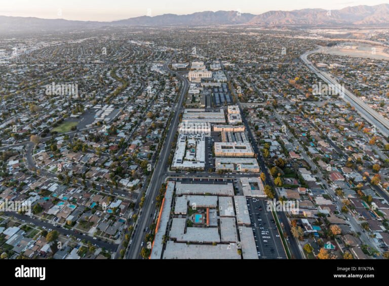 Qué es el Éxito de San Fernando en Cali y qué ofrece 5 vista panoramica de san fernando cali